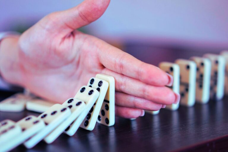 Control in Agile Management How to Track Progress with Truth in the Data and Keep Risk Under Control