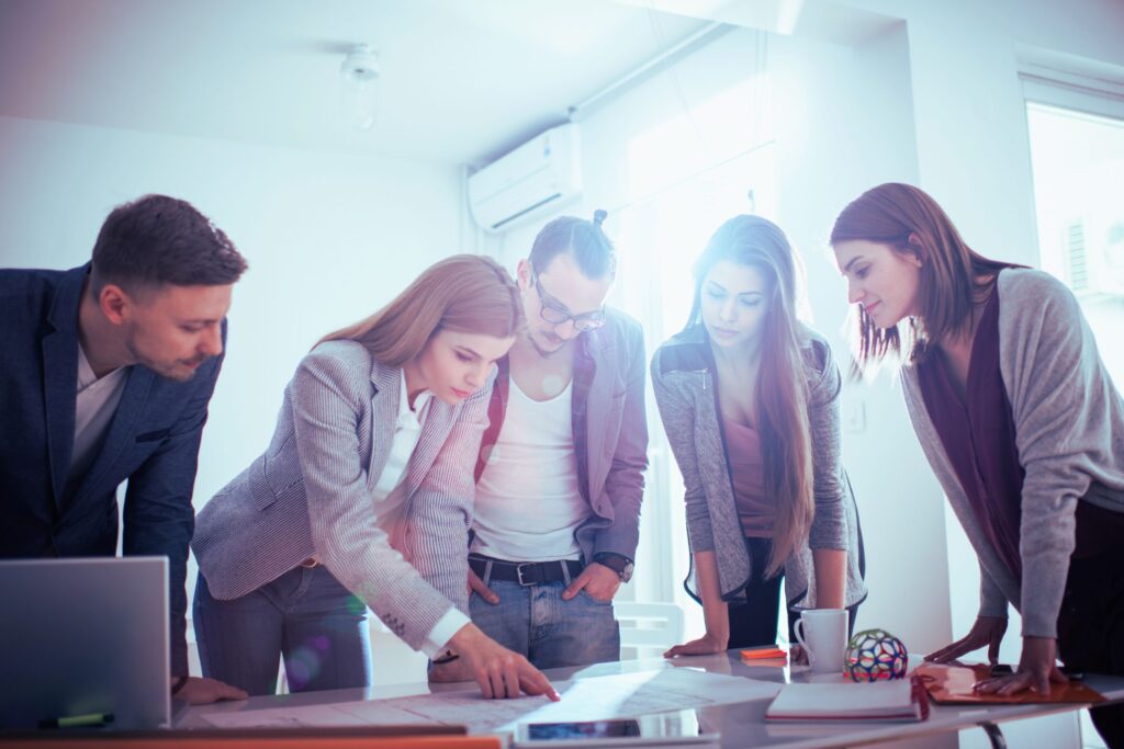 How Artificial Intelligence is Changing Management: Practical Tips for Managers How Artificial Intelligence is Changing Management Practical Tips for Managers 6